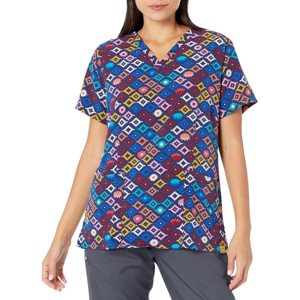 imageWonderWink Womens Fitted VNeck Print Scrub TopGeo Mio