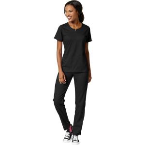 WonderWink PRO Women’s 4 Pocket Notch Neck Top & Knit Waist Cargo Pant Scrub Set + Badge Reel(Black)